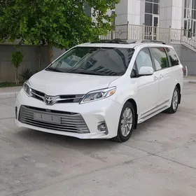Toyota Sienna 2017