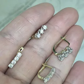 Золотые серьги