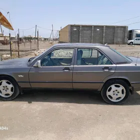 Mercedes-Benz 190E 1988