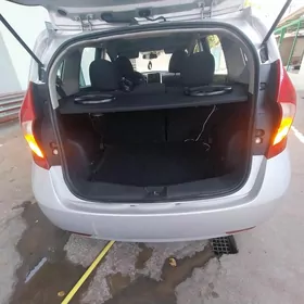 Nissan Versa Note 2014