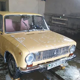 Lada 2104 1980