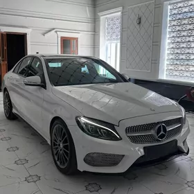 Mercedes-Benz C300 2015