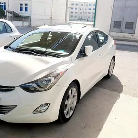 Hyundai Elantra 2011