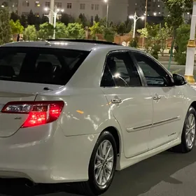 Toyota Camry 2013