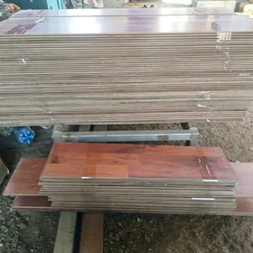 Laminat