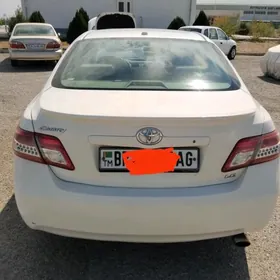 Toyota Camry 2010
