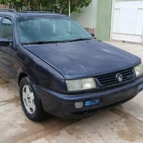 Volkswagen Passat 1995