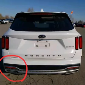 SORENTO отражатель 2021 2023