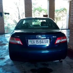 Toyota Camry 2010