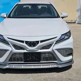 Toyota Camry 2022