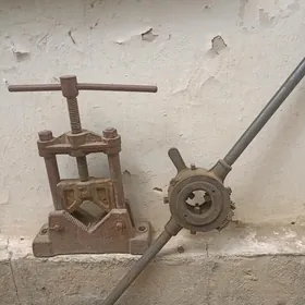 Tiski, klup