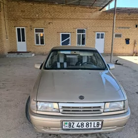 Opel Vectra 1990