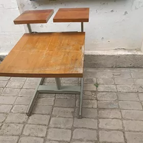 Stol rabociy
