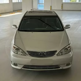 Toyota Camry 2003