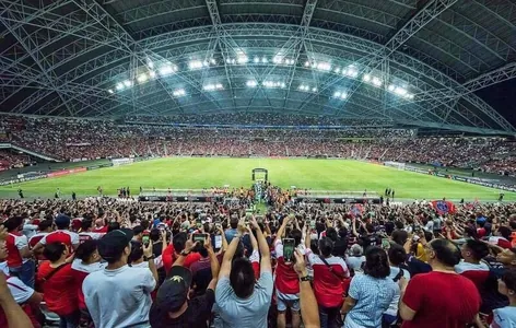 Beýik Britaniýada depressiýaly hassalary futbol bilen “bejererler”