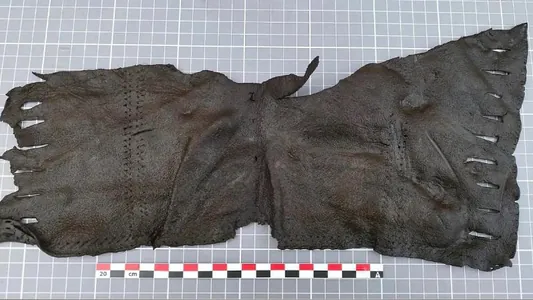 Osloda gazuw-agtaryş işleri mahalynda takmynan 7 asyr ozalky müňlerçe deri artefaktlar tapyldy