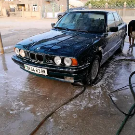BMW 525 1990