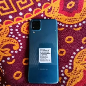 Samsung A12