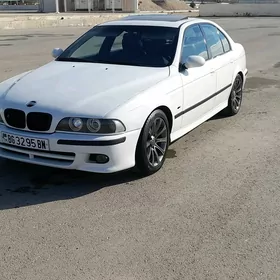 BMW E39 2001