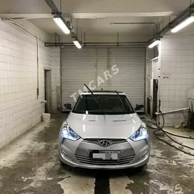 Hyundai Veloster 2012