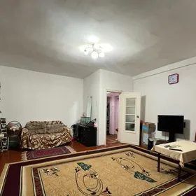 2 kom Beýik potolok