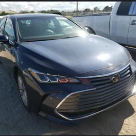 Toyota Avalon 2019