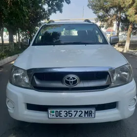 Toyota Hilux 2010