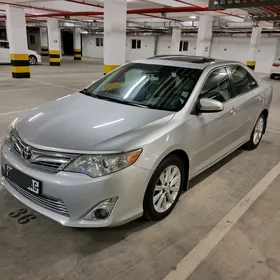 Toyota Camry 2012