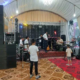 Toy sahna hyzmaty