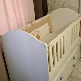 ДЕТСКАЯ КРОВАТЬ