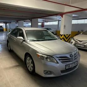 Toyota Camry 2010