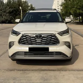 Toyota Highlander 2020