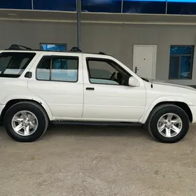 Nissan Pathfinder 2003