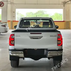 Toyota Hilux 2025