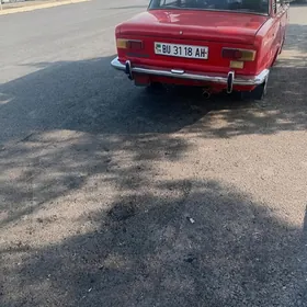 Lada 2104 1982