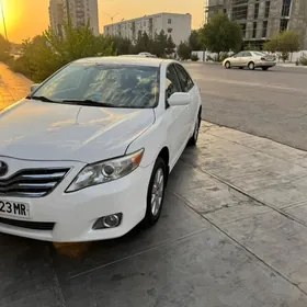 Toyota Camry 2010