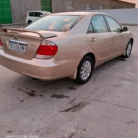 Toyota Camry 2005