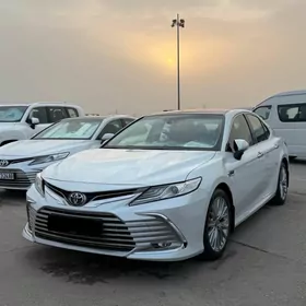 Toyota Camry 2023
