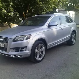 Audi Q7 2012