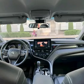 Toyota Camry 2023