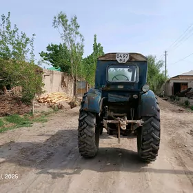 MTZ T-28 1990