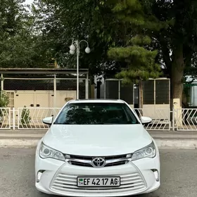 Toyota Camry 2015
