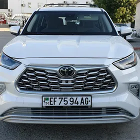 Toyota Highlander 2020