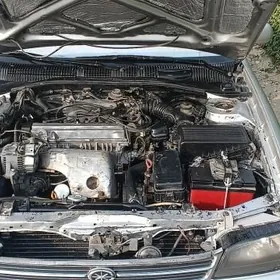 Toyota Corona 1994