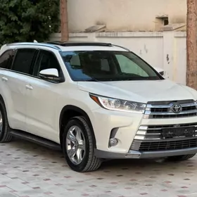 Toyota Highlander 2018