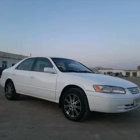 Toyota Camry 1997