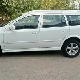 Opel Astra 2003