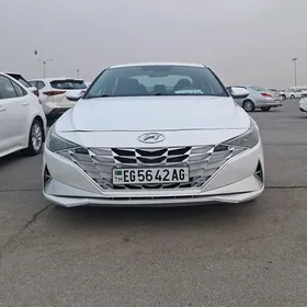 Hyundai Elantra 2020
