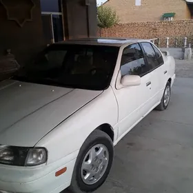 Infiniti G20 1996