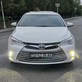 Toyota Camry 2016